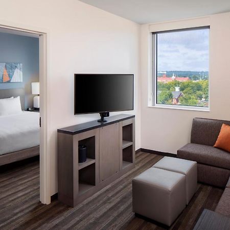 Hotel Hyatt House Augusta Downtown Esterno foto