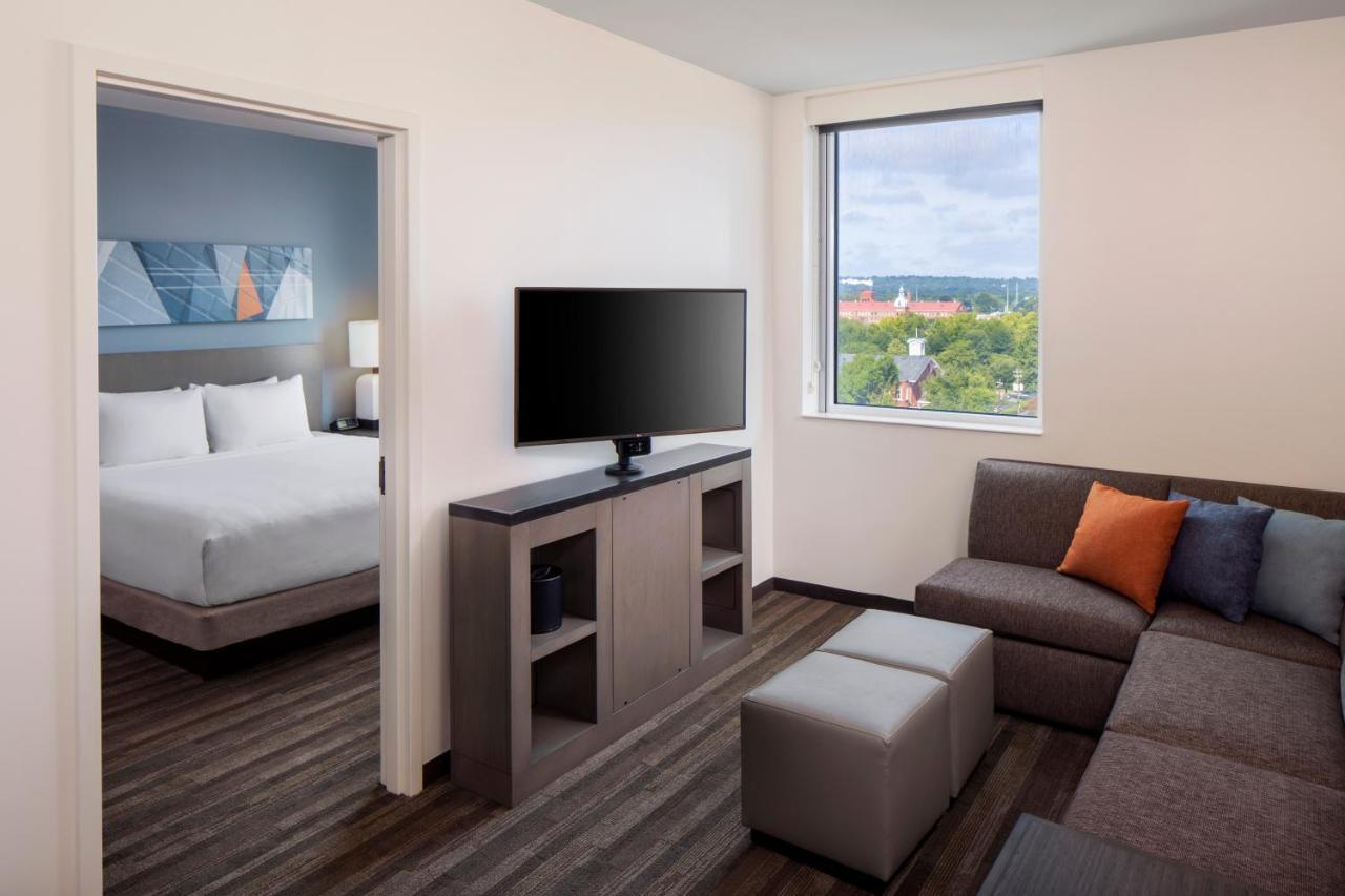 Hotel Hyatt House Augusta Downtown Esterno foto